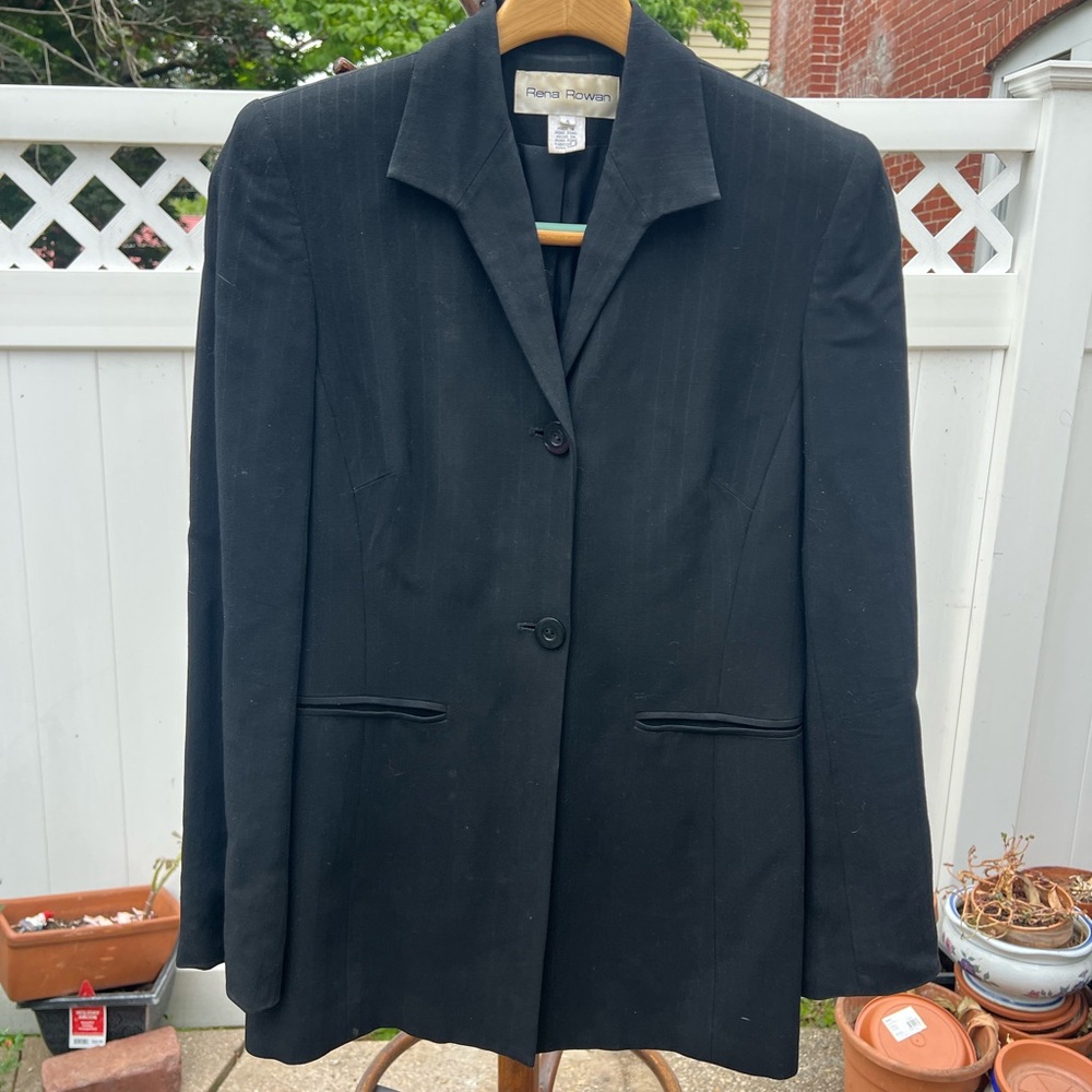 Rena Rowan Women's Black Two-Button Tailored Blazer